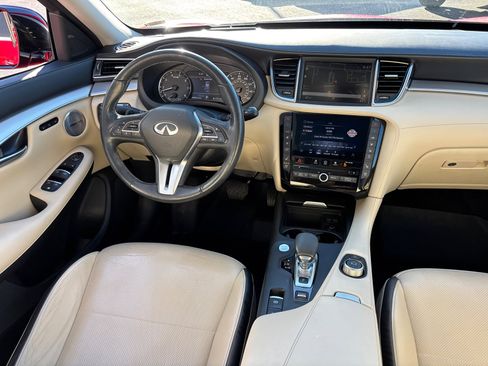 Used 2021 INFINITI QX50 Sensory w/ Accent Package image 31
