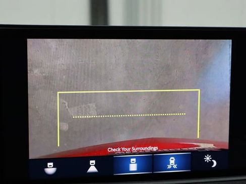 Used 2022 Acura MDX A-Spec image 7