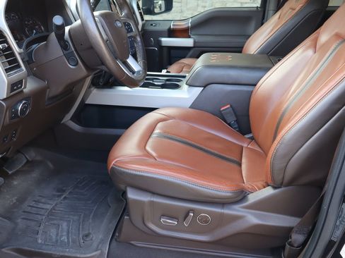 Used 2022 Ford F250 King Ranch w/ King Ranch Ultimate Package AWD/4WD image 15