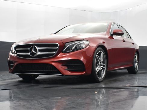 Used 2020 Mercedes-Benz E 350 Sedan image 35