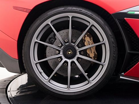 Used 2019 Lamborghini Aventador SVJ image 55