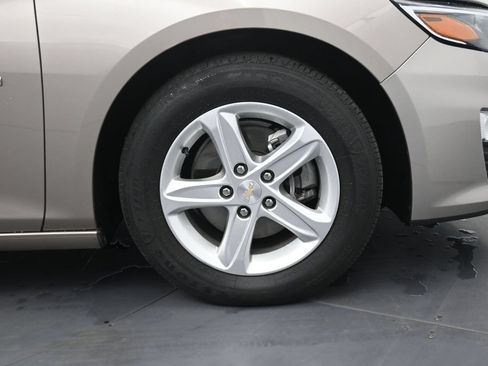 Used 2023 Chevrolet Malibu LT FWD image 8