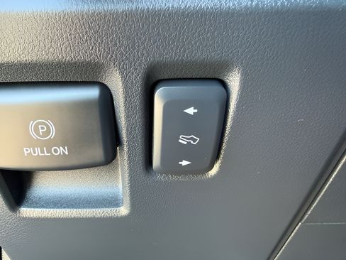 Used 2023 Ford F150 Lariat w/ Equipment Group 502A High AWD/4WD image 25
