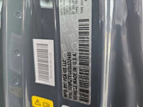 New 2025 Jeep Gladiator Mojave w/ Steel Bumper Group image 16