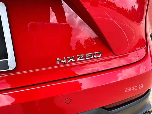 Used 2025 Lexus NX 250 FWD w/ Accessory Package (Z1) image 10