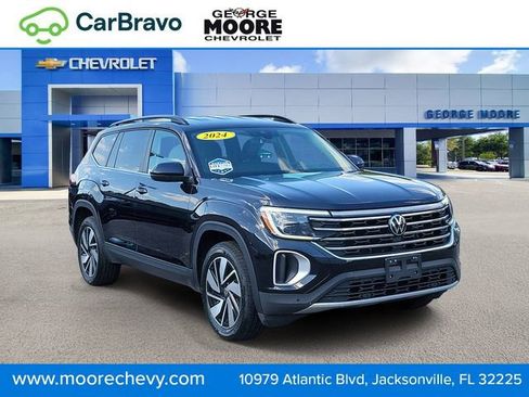 Used 2024 Volkswagen Atlas SE AWD/4WD image 1