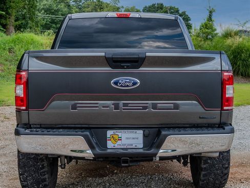 Used 2018 Ford F150 XLT RWD image 4