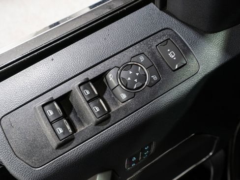 Used 2022 Ford F350 Platinum image 17