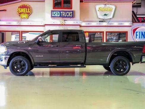 Used 2019 RAM 3500 Laramie image 12