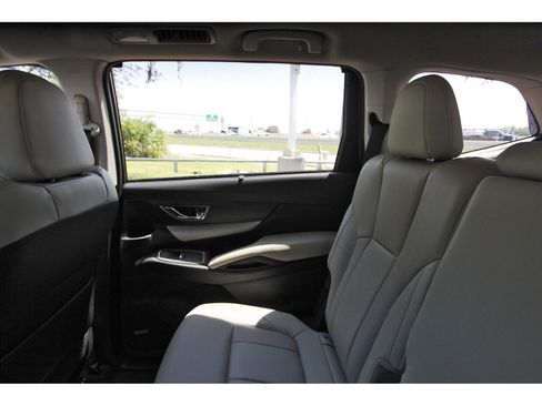 New 2026 Subaru Ascent Limited AWD/4WD image 8