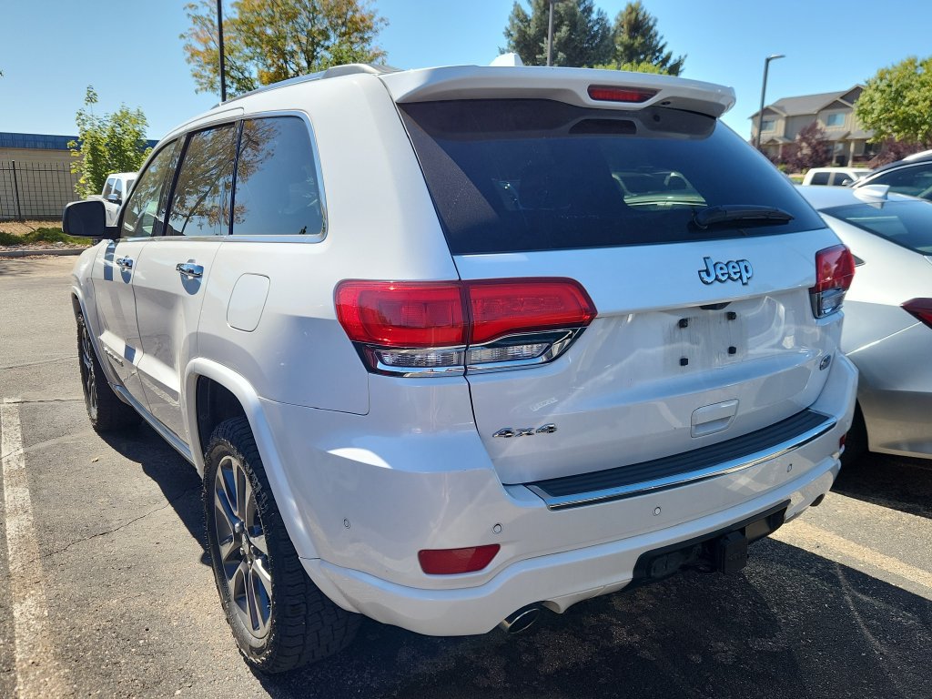 Used 2018 Jeep Grand Cherokee Overland AWD/4WD image 4
