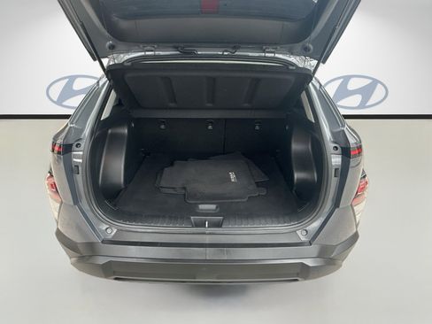 Used 2024 Hyundai Kona SEL FWD image 24