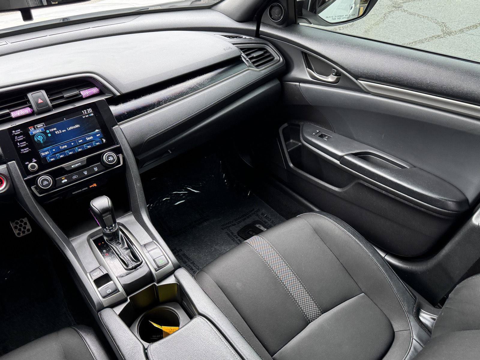 Used 2021 Honda Civic Sport image 32