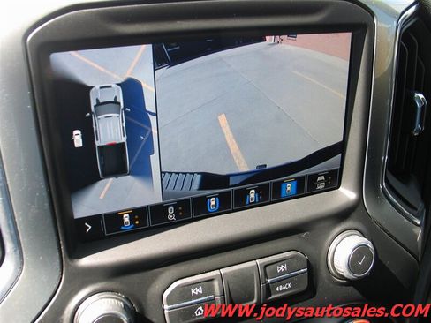 Used 2022 Chevrolet Silverado 2500 LTZ w/ LTZ Premium Package AWD/4WD image 20