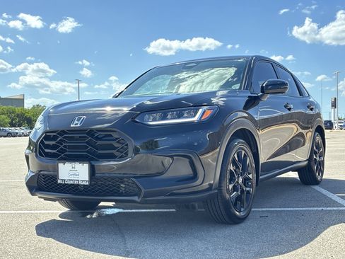 Certified 2024 Honda HR-V Sport image 11