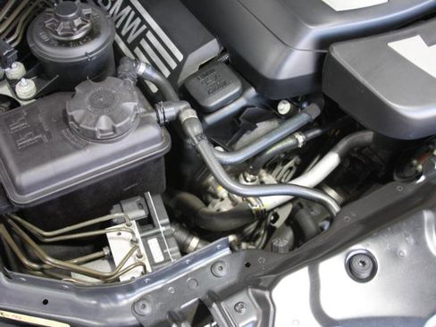 Used 2007 BMW 550i Sedan image 17