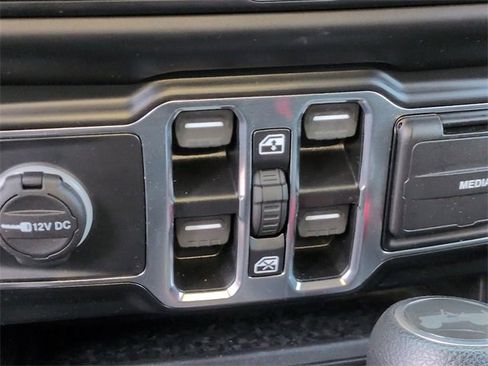 Certified 2022 Jeep Wrangler Unlimited Sahara w/ LED Lighting Group image 15