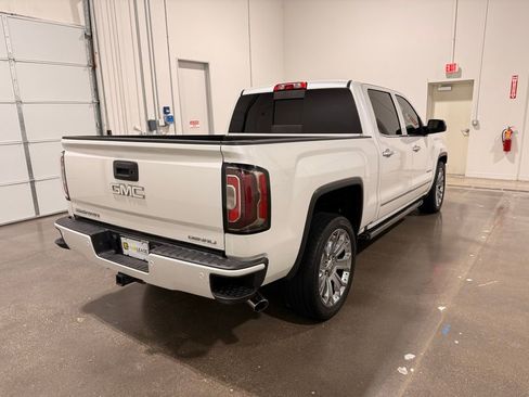 Used 2018 GMC Sierra 1500 Denali w/ Denali Ultimate Package image 5