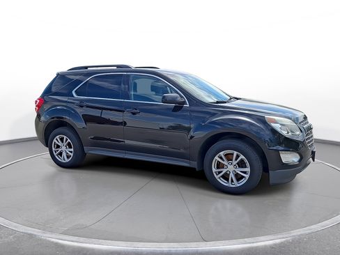 Used 2017 Chevrolet Equinox LT w/ Convenience Package FWD image 9