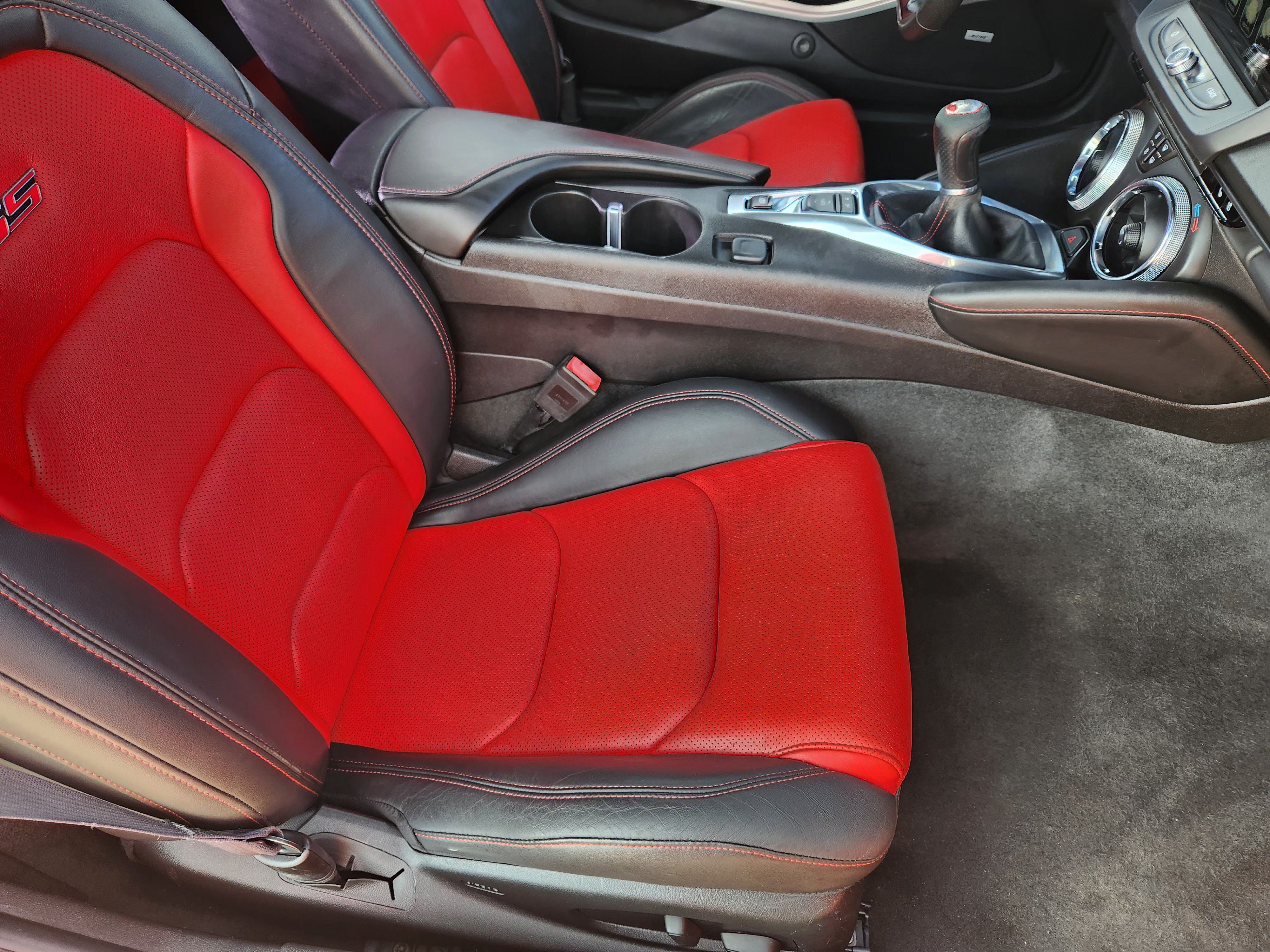Used 2016 Chevrolet Camaro SS RWD image 14