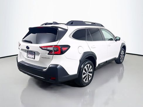 Used 2024 Subaru Outback Premium AWD/4WD image 7