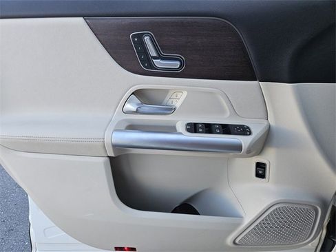 Used 2023 Mercedes-Benz GLA 250 image 29