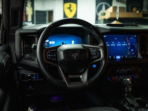 Used 2025 Ford Bronco Big Bend image 15