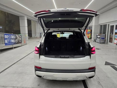 Used 2024 BMW X5 xDrive40i image 41