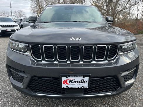 New 2025 Jeep Grand Cherokee Laredo X w/ Luxury Tech Group I AWD/4WD image 2