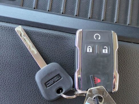 Used 2018 GMC Sierra 1500 SLT image 30