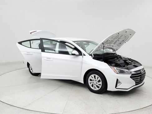 Used 2019 Hyundai Elantra SE w/ Cargo Package image 12