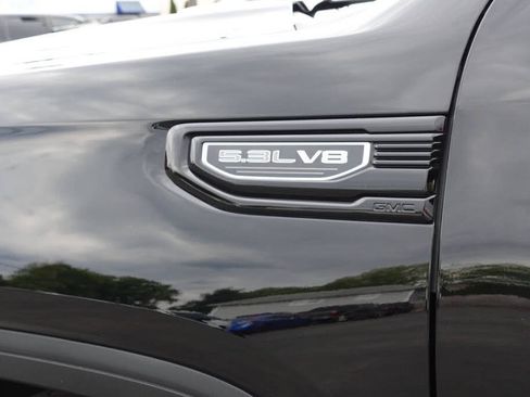 Used 2023 GMC Sierra 1500 Pro w/ Graphite Edition AWD/4WD image 16
