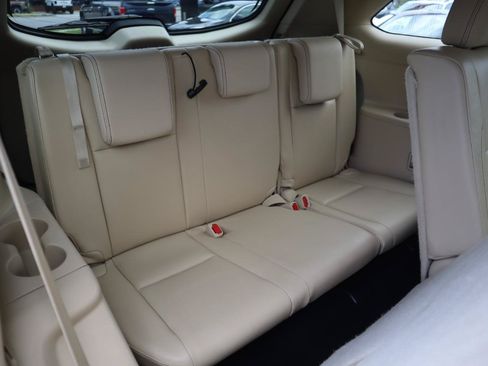 Used 2016 Toyota Highlander XLE AWD/4WD image 14