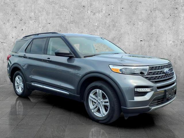 Certified 2024 Ford Explorer XLT w/ Equipment Group 202A AWD/4WD image 3