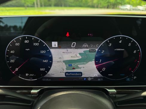 Used 2023 Mercedes-Benz S 580 4MATIC Sedan image 66