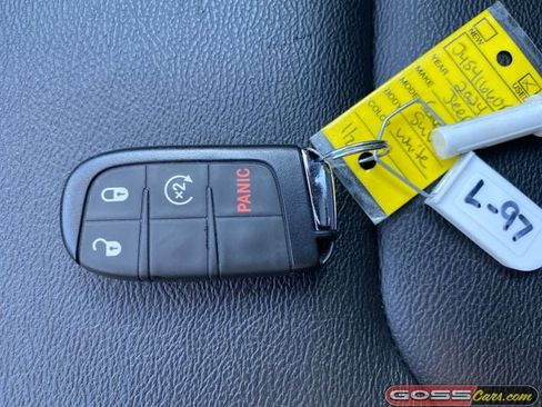 Certified 2024 Jeep Compass Limited w/ Sun and Sound Group image 28