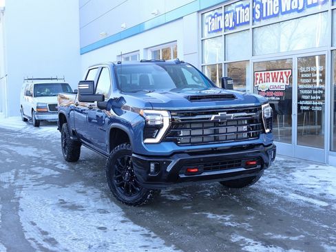 New 2026 Chevrolet Silverado 3500 LT w/ Trail Boss Package image 47