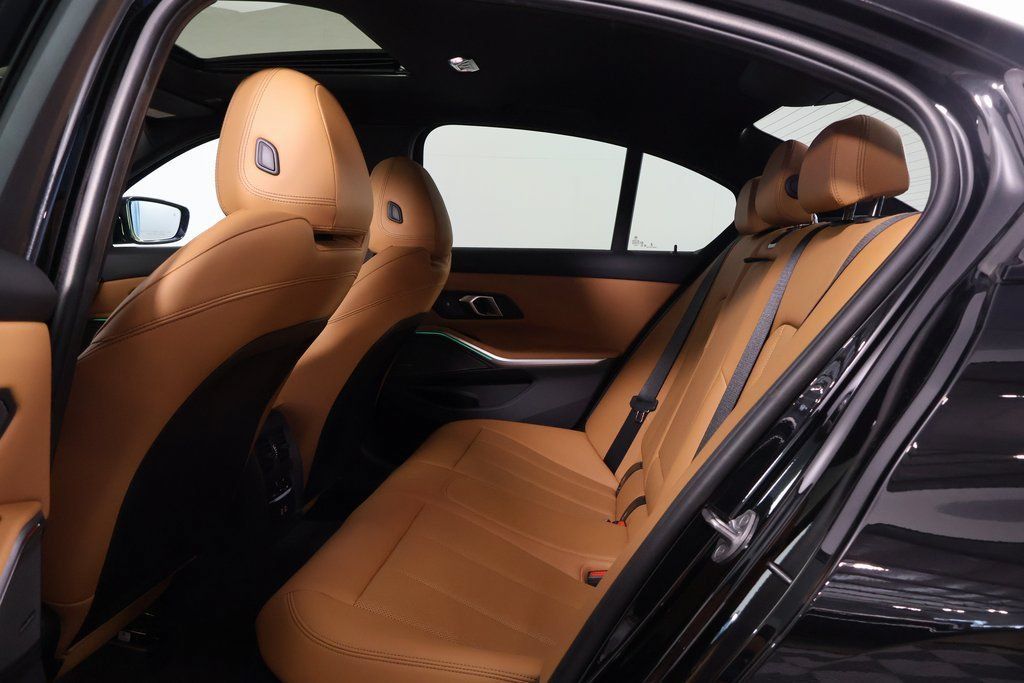 Used 2024 BMW M340i w/ Premium Package RWD image 11