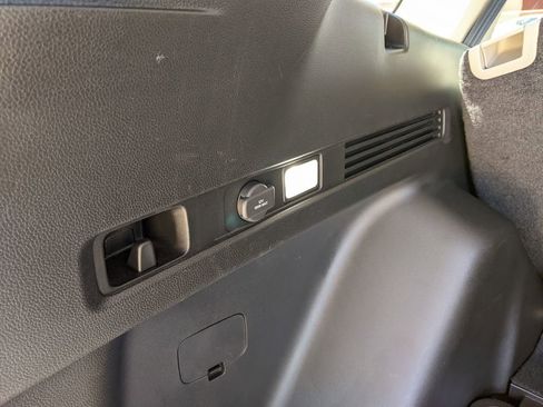 Used 2024 Honda CR-V EX-L image 28