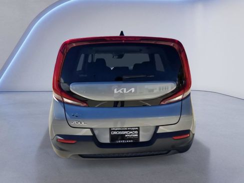 Used 2022 Kia Soul LX w/ Technology Package FWD image 5