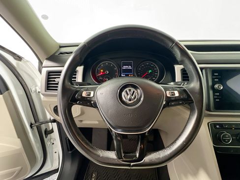 Used 2018 Volkswagen Atlas SE image 17