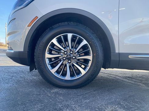 Used 2021 Lincoln Nautilus FWD w/ Equipment Group 101A image 13