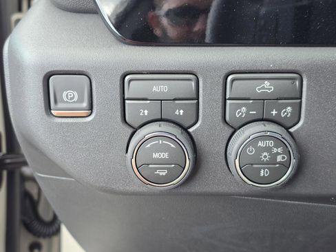 New 2026 Chevrolet Silverado 1500 RST AWD/4WD image 35