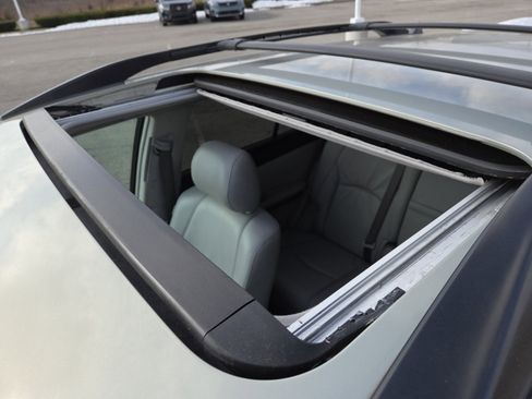 Used 2005 Lexus RX 330 AWD image 3