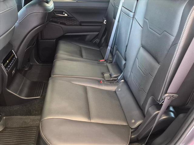 Used 2025 Lexus GX 550 AWD/4WD image 14