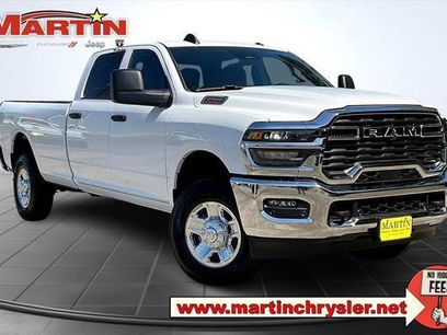 New 2025 RAM 2500 Tradesman w/ Chrome Appearance Group