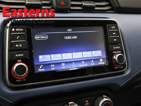 Used 2023 Nissan Versa SV image 19