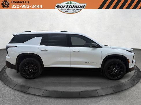 Used 2024 Chevrolet Traverse RS w/ LPO, Floor Liner Package AWD/4WD image 4