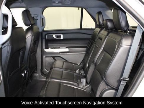 Used 2021 Ford Explorer XLT w/ Equipment Group 202A AWD/4WD image 20