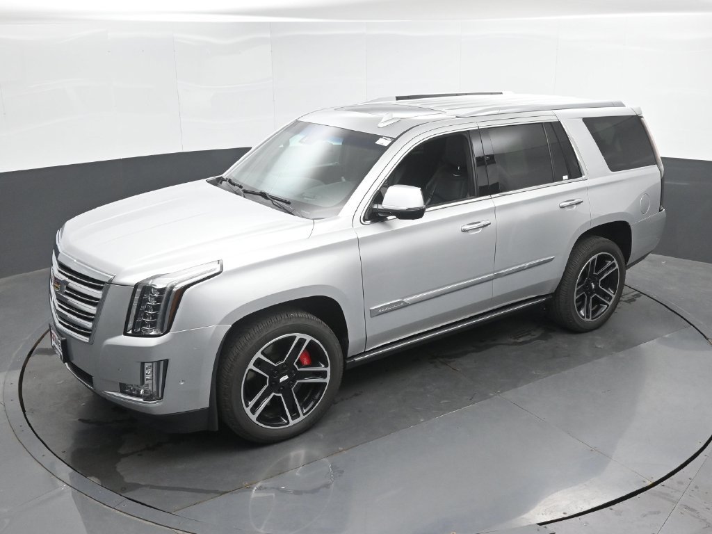 Used 2018 Cadillac Escalade Platinum AWD/4WD image 39